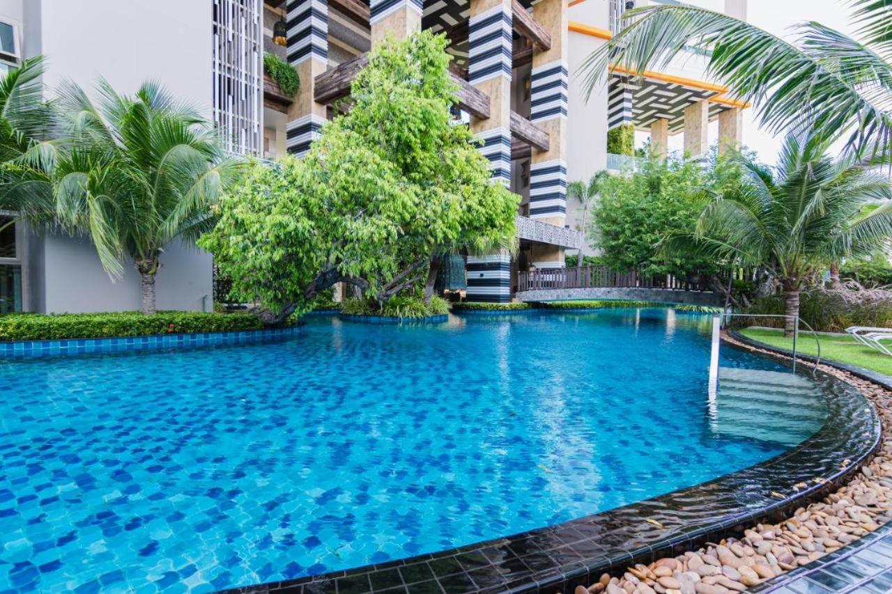 The Riviera Jomtien Studio Sea View High Floor Apartment Exterior photo